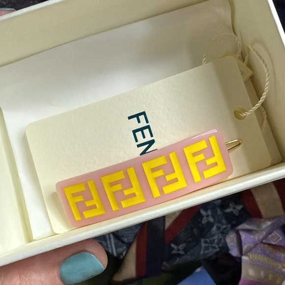 Fendi Pink and Gold Hair Clip NWT new in box - Picture 1 of 2